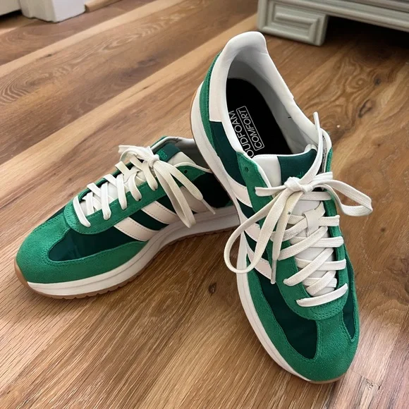 Adidas Green Sneakers - Picture 1 of 6